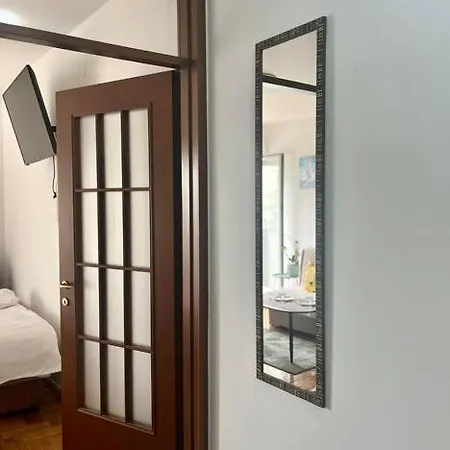 6 Apartment *